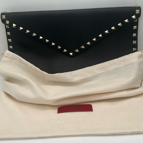 Valentino Garavani - Black Rockstud Envelope Flap Clutch w/ Gold Studs - EUC - Picture 6 of 6